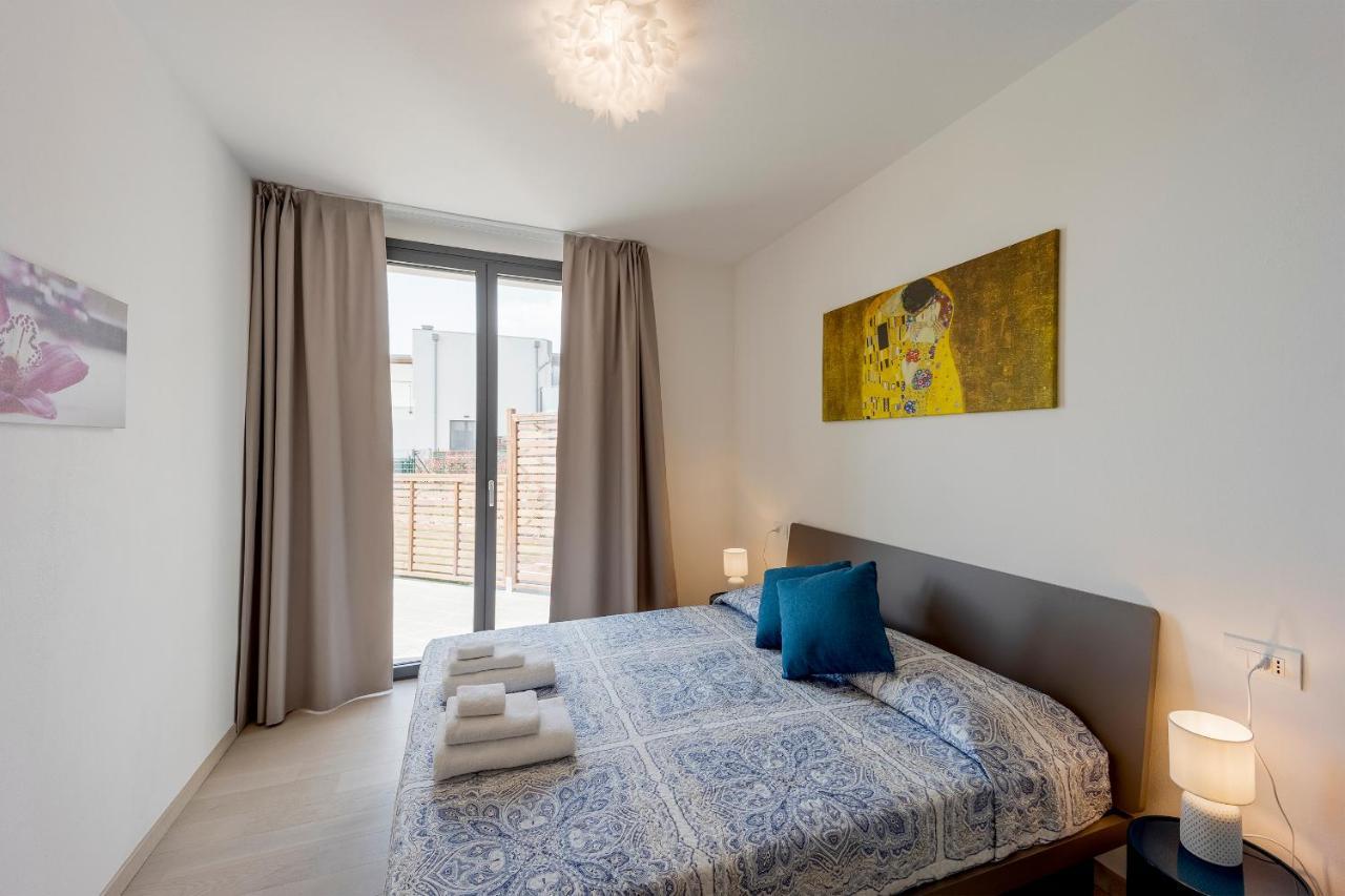 Aregai Marina Exclusive Seaside Apartments Santo Stefano al Mare Εξωτερικό φωτογραφία