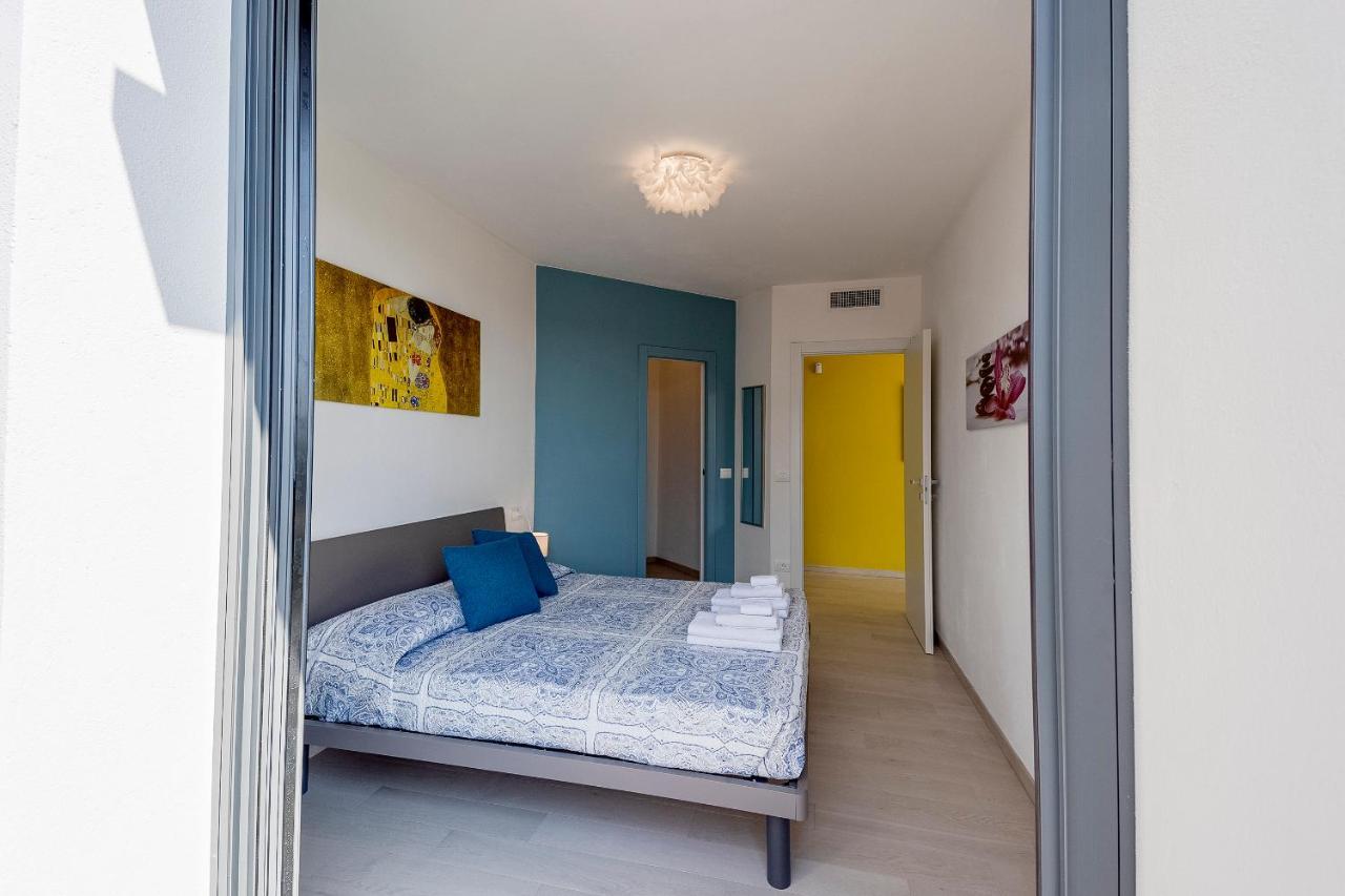 Aregai Marina Exclusive Seaside Apartments Santo Stefano al Mare Εξωτερικό φωτογραφία