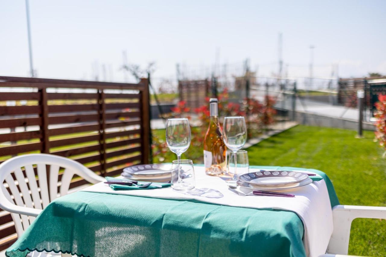 Aregai Marina Exclusive Seaside Apartments Santo Stefano al Mare Εξωτερικό φωτογραφία