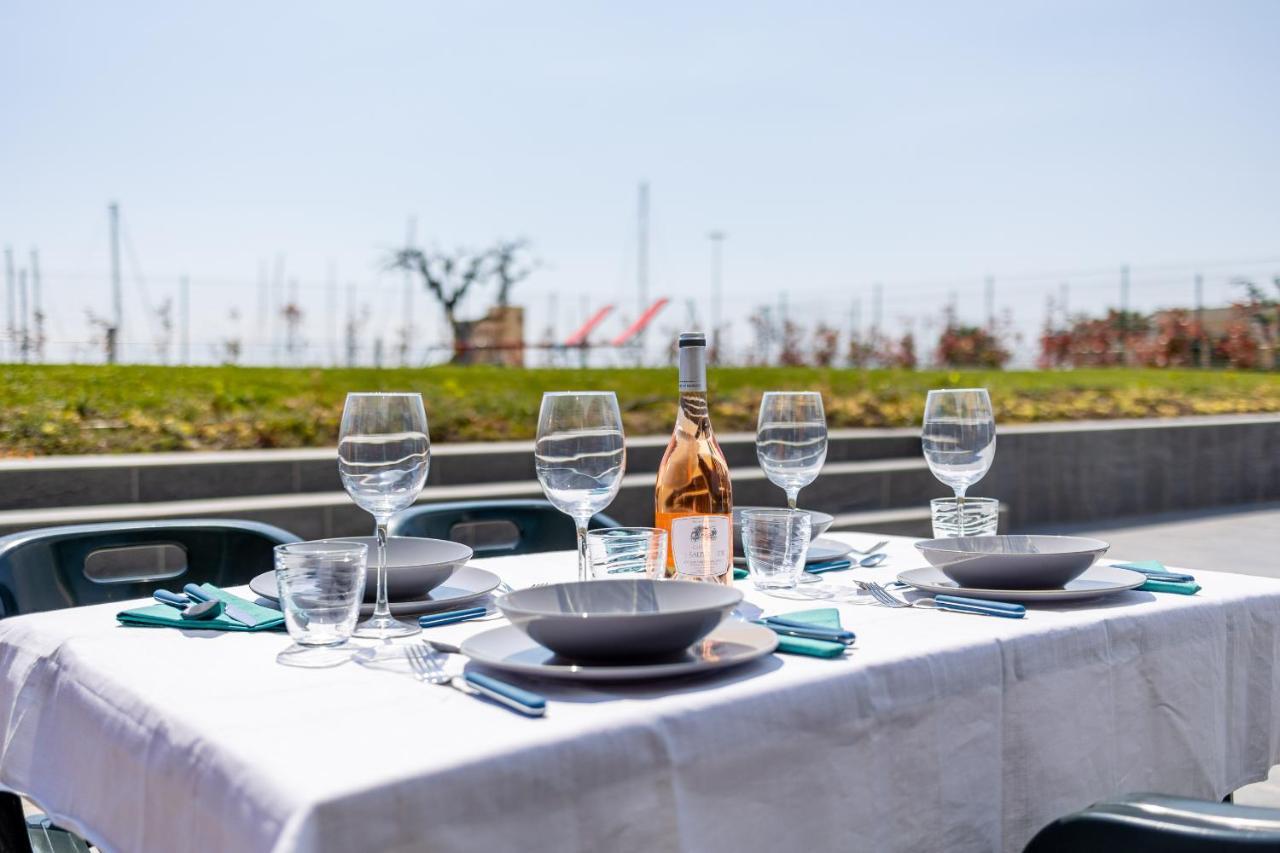 Aregai Marina Exclusive Seaside Apartments Santo Stefano al Mare Εξωτερικό φωτογραφία