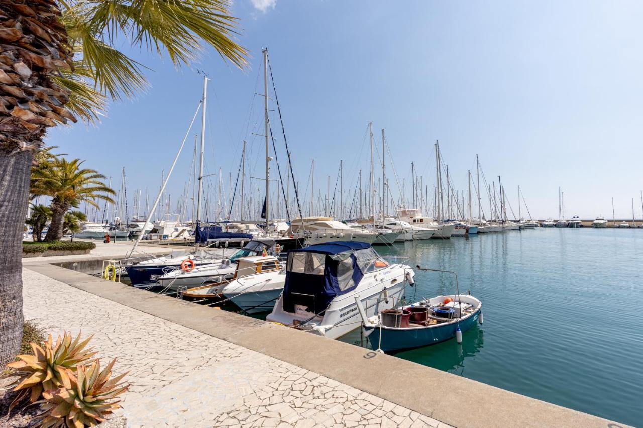 Aregai Marina Exclusive Seaside Apartments Santo Stefano al Mare Εξωτερικό φωτογραφία
