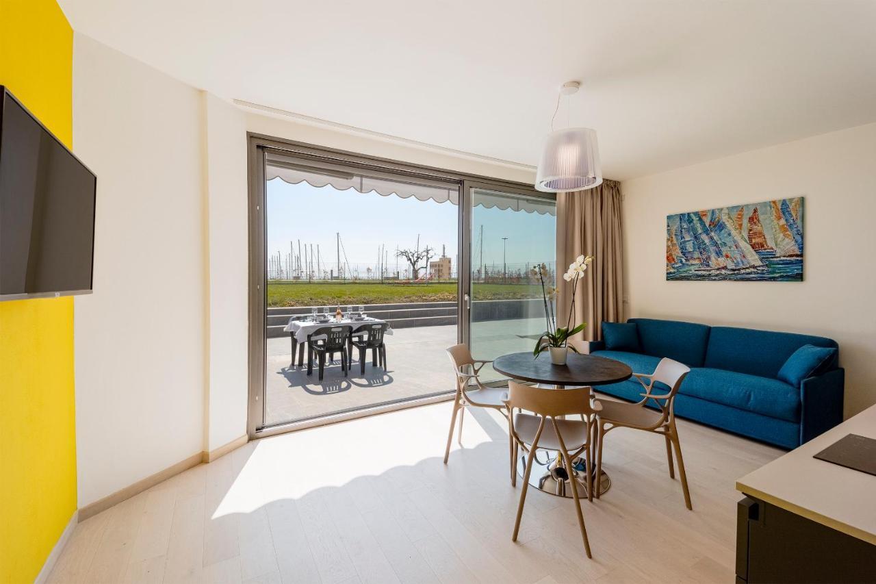 Aregai Marina Exclusive Seaside Apartments Santo Stefano al Mare Εξωτερικό φωτογραφία