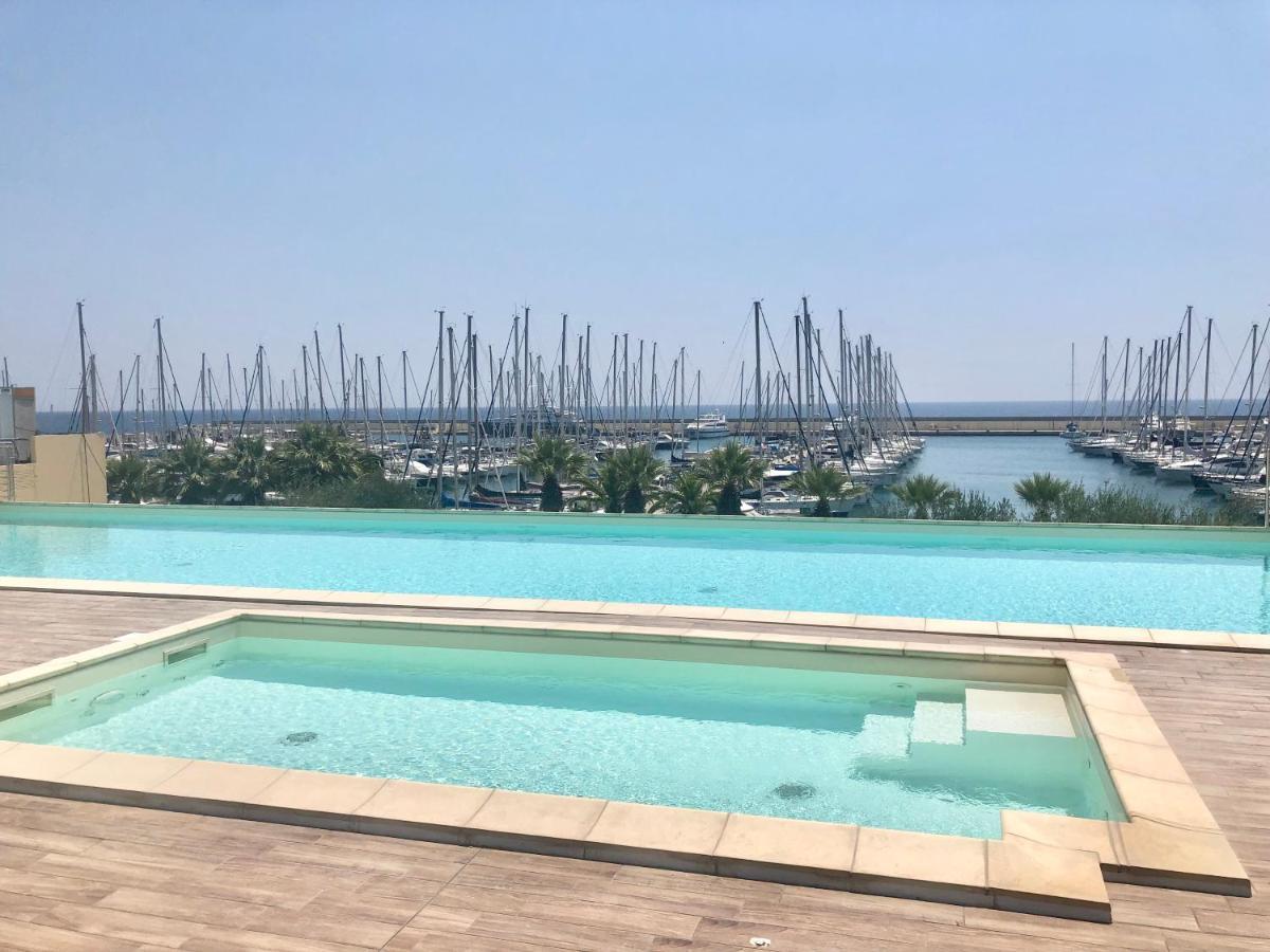 Aregai Marina Exclusive Seaside Apartments Santo Stefano al Mare Εξωτερικό φωτογραφία